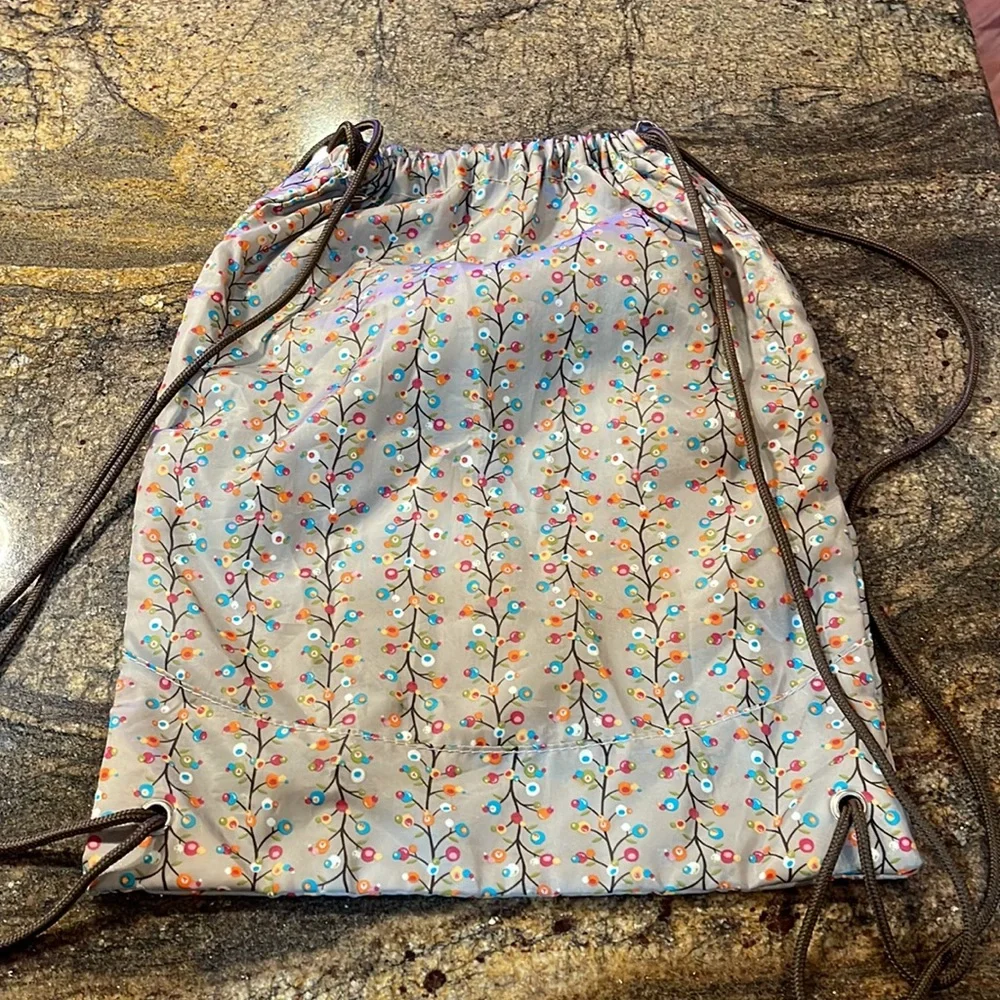 Cinch Sac bag Thirty-One embroidered name MAGGIE in teal‎